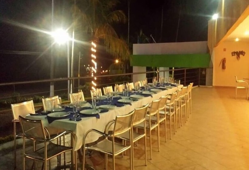 فندق Jardin Real