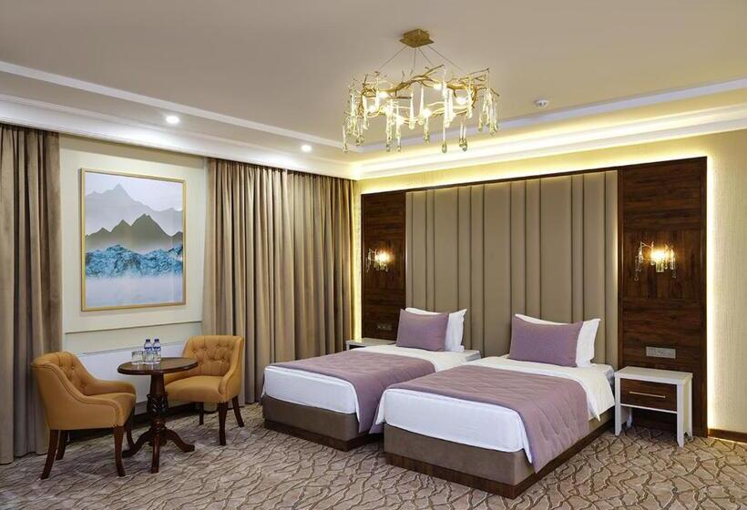 酒店 лайнер горный курортный комплекс Layner в чимгане