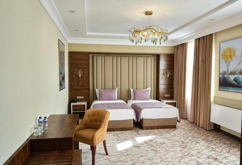 酒店 лайнер горный курортный комплекс Layner в чимгане