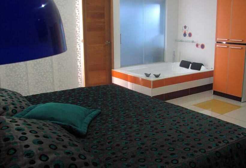 ホテル Portobelo Guatape