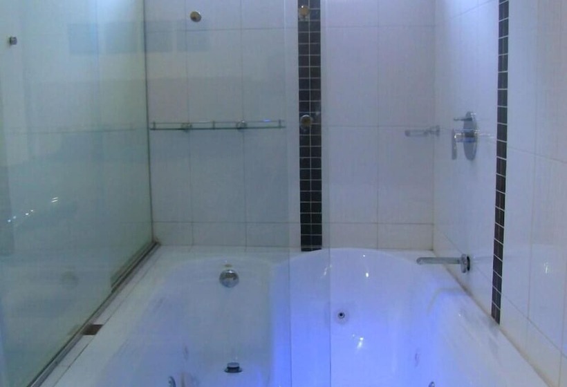 ホテル Portobelo Guatape