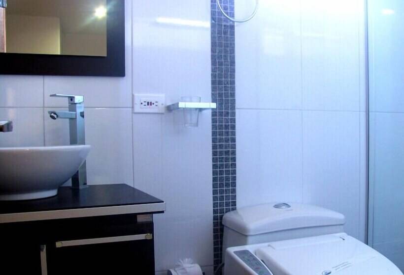 ホテル Portobelo Guatape