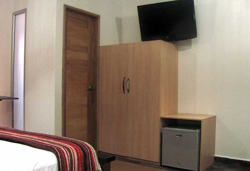 ホテル Portobelo Guatape