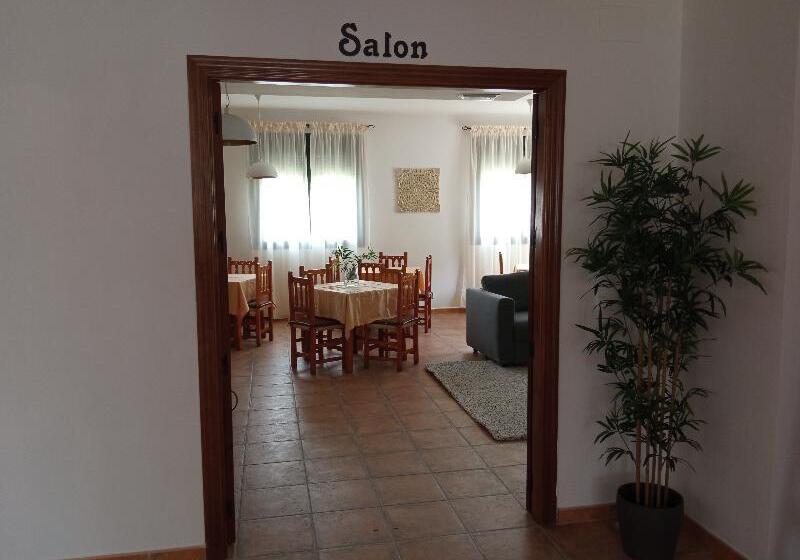 ホテル Rural El Castillejo