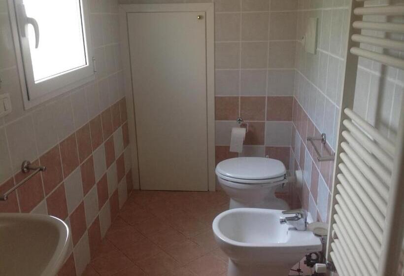 فندق Villa Trieste