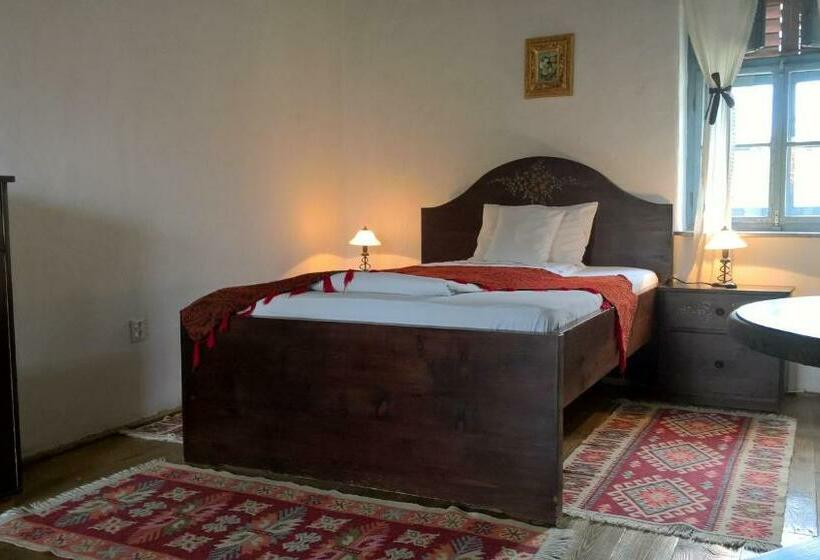 بنسيون Casa Cu Zorele, Crit 189