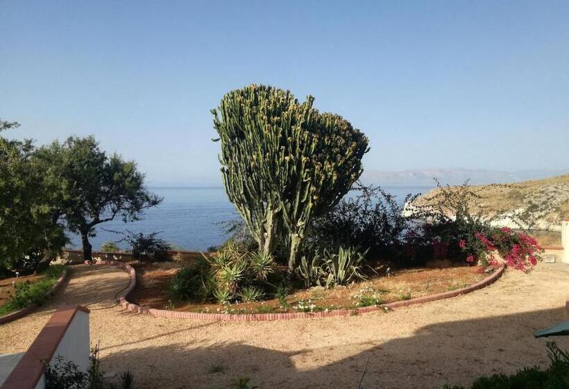 Пансион Case Vacanze Irene