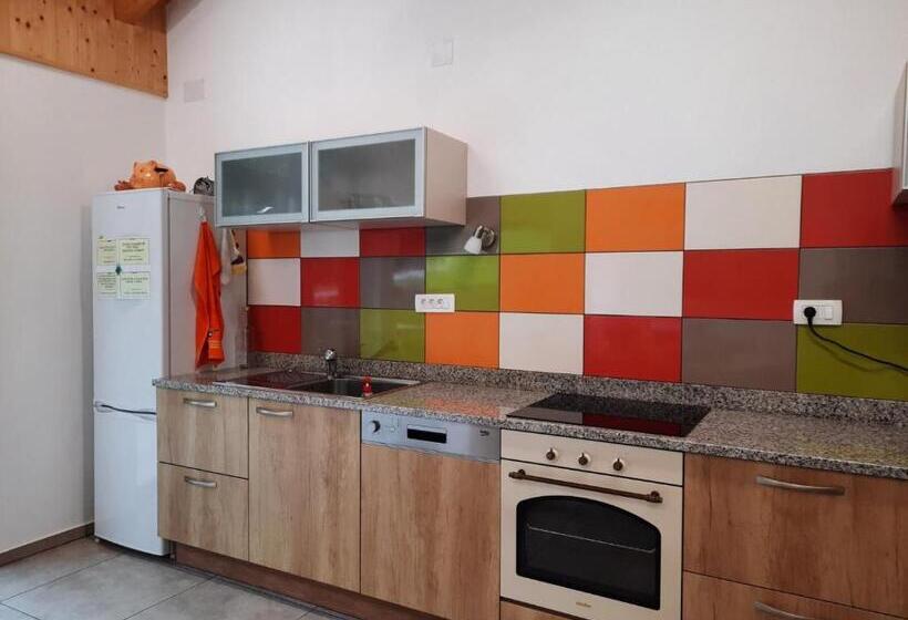 پانسیون Guest House Rosi