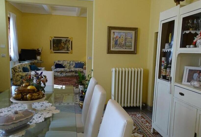 פנסיון Il Nido Della Formica