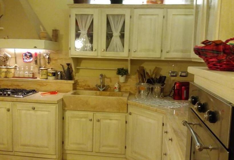 פנסיון Il Nido Della Formica