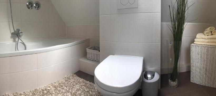 پانسیون Joel Living