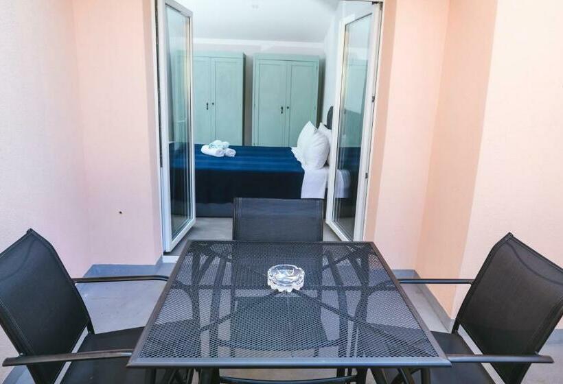 پانسیون M9 Rooms