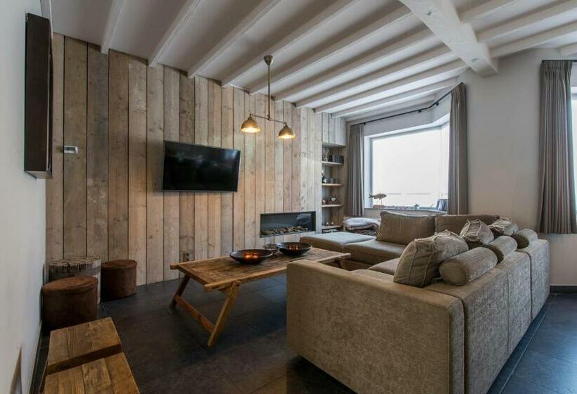 Пансион Maison Jean