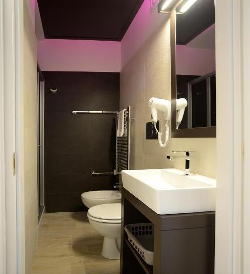 Пансион Opera Arte Rooms