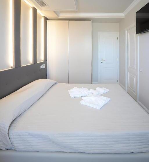 Пансион Opera Arte Rooms