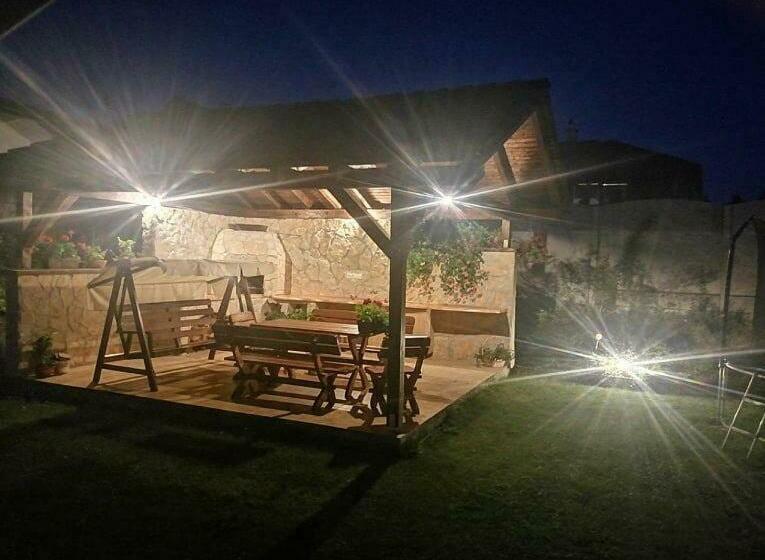 بنسيون Penzión Thamasy