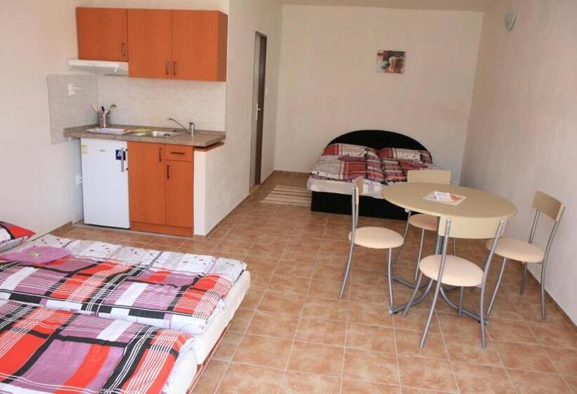 פנסיון Penzion Atlas