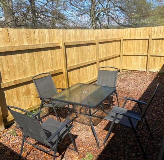 פנסיון Shalimar Annex