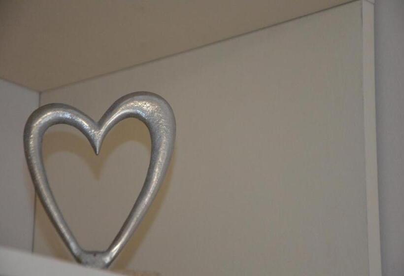 Пансион Villa Valentines