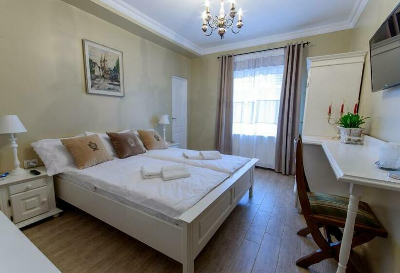 بنسيون Williams House