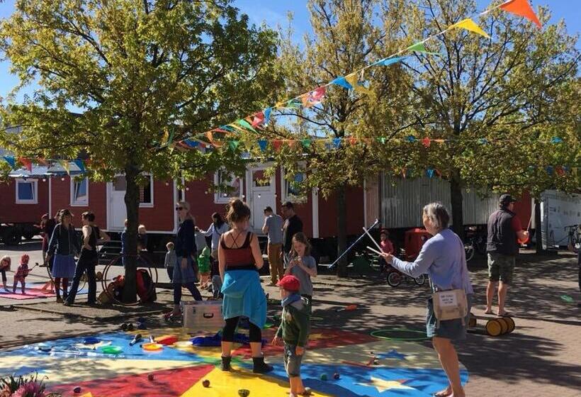 הוסטל Circus Fantasia