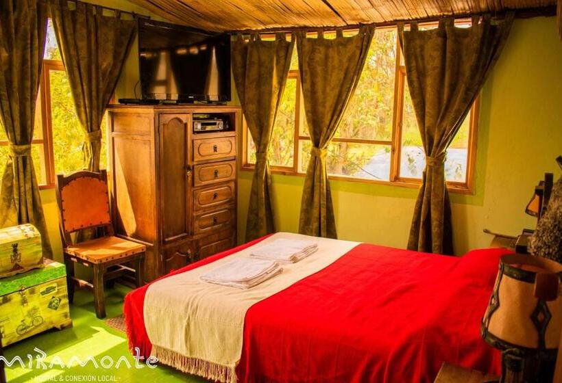 ユースホステル Miramonte Hostal