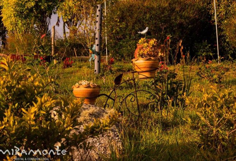 ユースホステル Miramonte Hostal