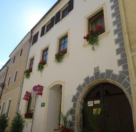 צימר Gästehaus Auf Der Kunstmeile