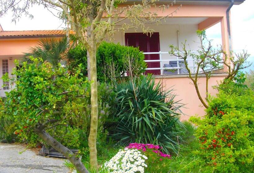 Bed and Breakfast Il Rifugio Dell Ape Agriturismo