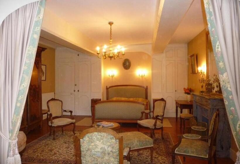 צימר Manoir De Sens