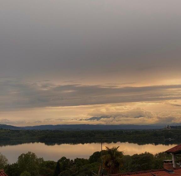 住宿加早餐 Monastero Del Lago