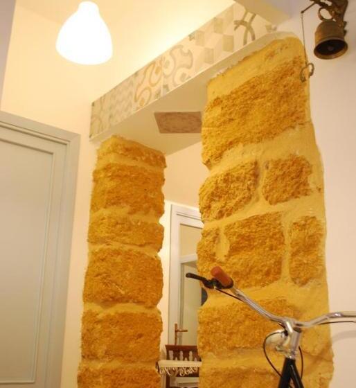 ベッドアンドブレックファースト Zabbara