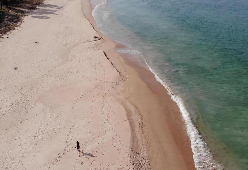 Отель 108 Palms Beach Resort