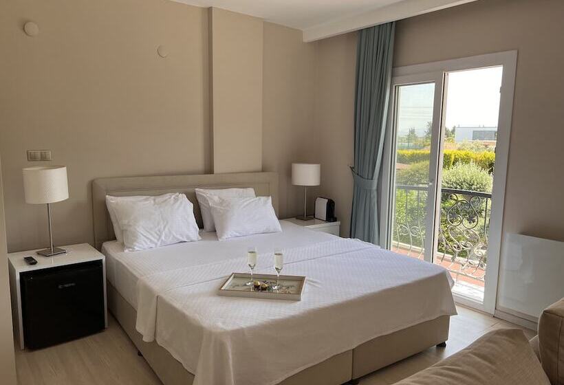 فندق B. Equine Range