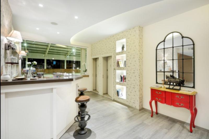 فندق B. Equine Range