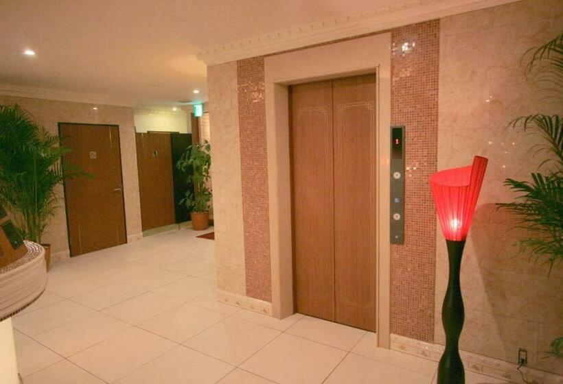 فندق Celavie Shijonawate