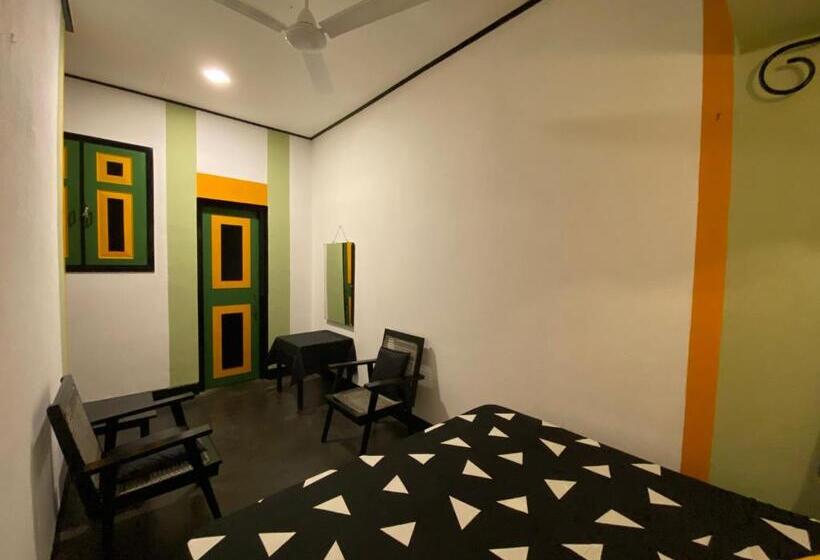 בית מלון כפרי Clover Grange Home Stay