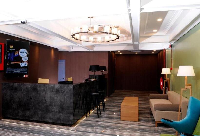 Golden Roof Hotel, Seri Iskandar