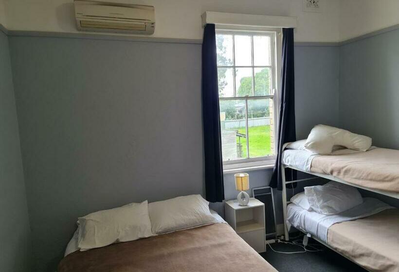 בית מלון כפרי Kearsley