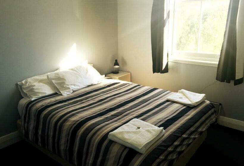 בית מלון כפרי Kearsley