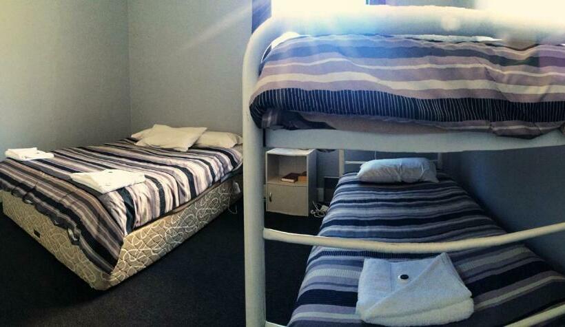 בית מלון כפרי Kearsley