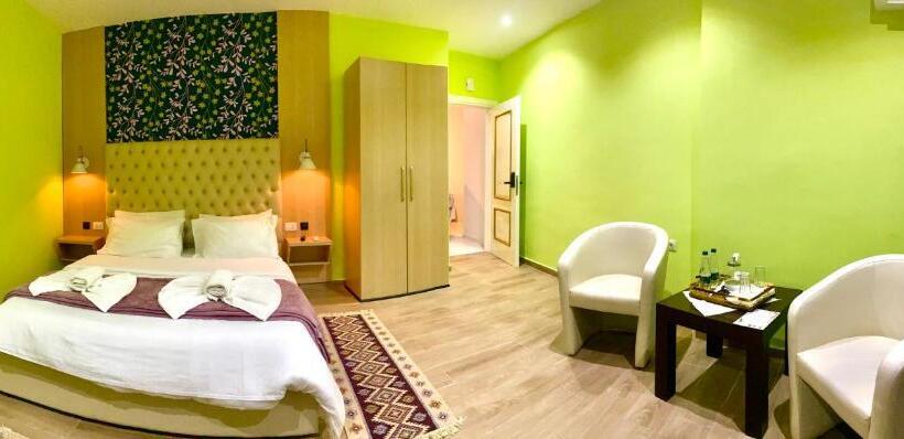 Отель Pilo Lala