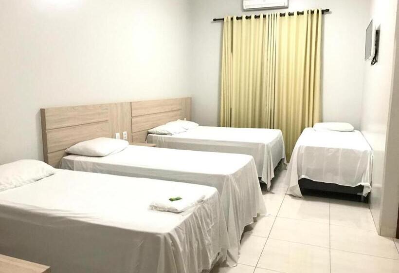 בית מלון כפרי Plaza