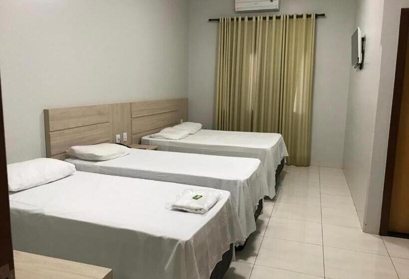 בית מלון כפרי Plaza