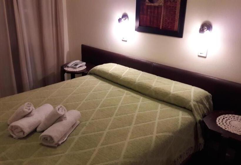 Отель Santa Clara