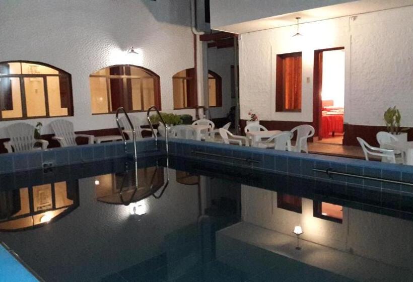 Отель Santa Clara