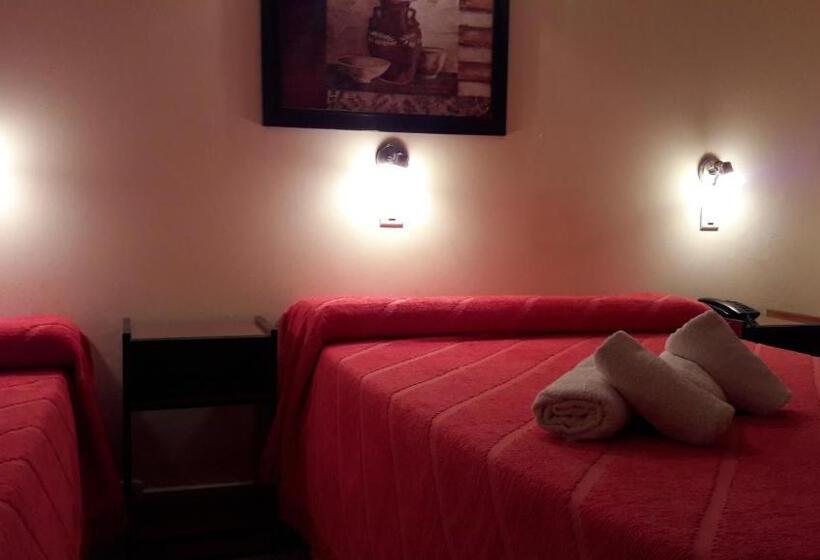 Отель Santa Clara