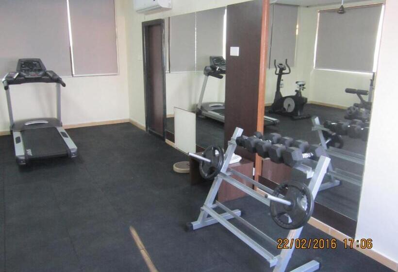 فندق Somisetty Landmark