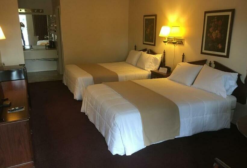 مُتل Alpine Lodge