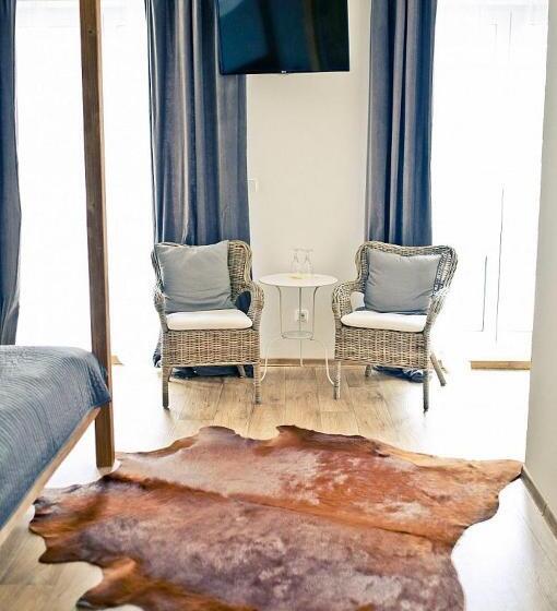 פנסיון Anděl Penzion & Cafe